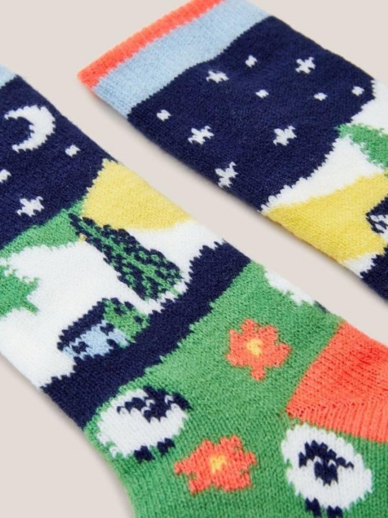 White Stuff Sheep Scenic Cabin Socks Green Multi | 05643-YZLM